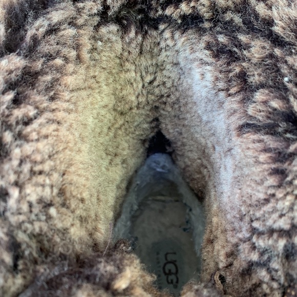 UGG Men’s Brown Leather Boots Size 10 - Picture 10 of 10